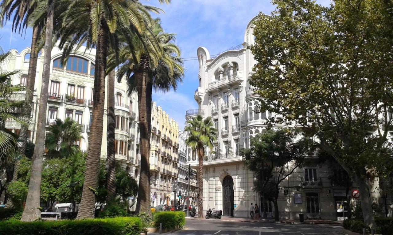 Apartamento Tranquilo, luminoso y en el centro de la ciudad Valencia Exterior foto